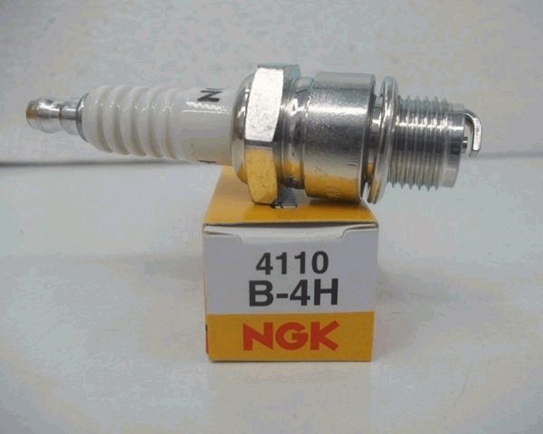 Свеча зажигания 4110